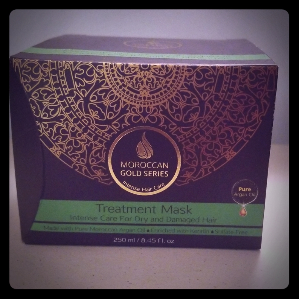 Hair treatment mask